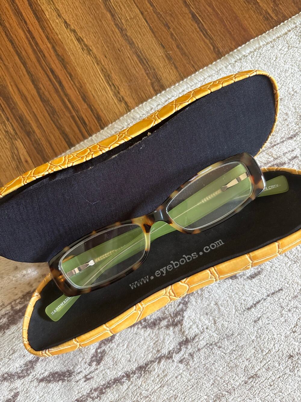 Eyebobs Reading Co-Conspirator Glasses Tortoise Shell Mint with Case +2.00